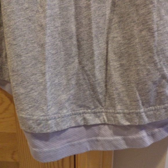 NIKE Dri-Fit Baseball SHORT SLEEVE SHIRT - 3 BUTTON CLOSURE - Grey + Red   Large - Picture 8 of 11